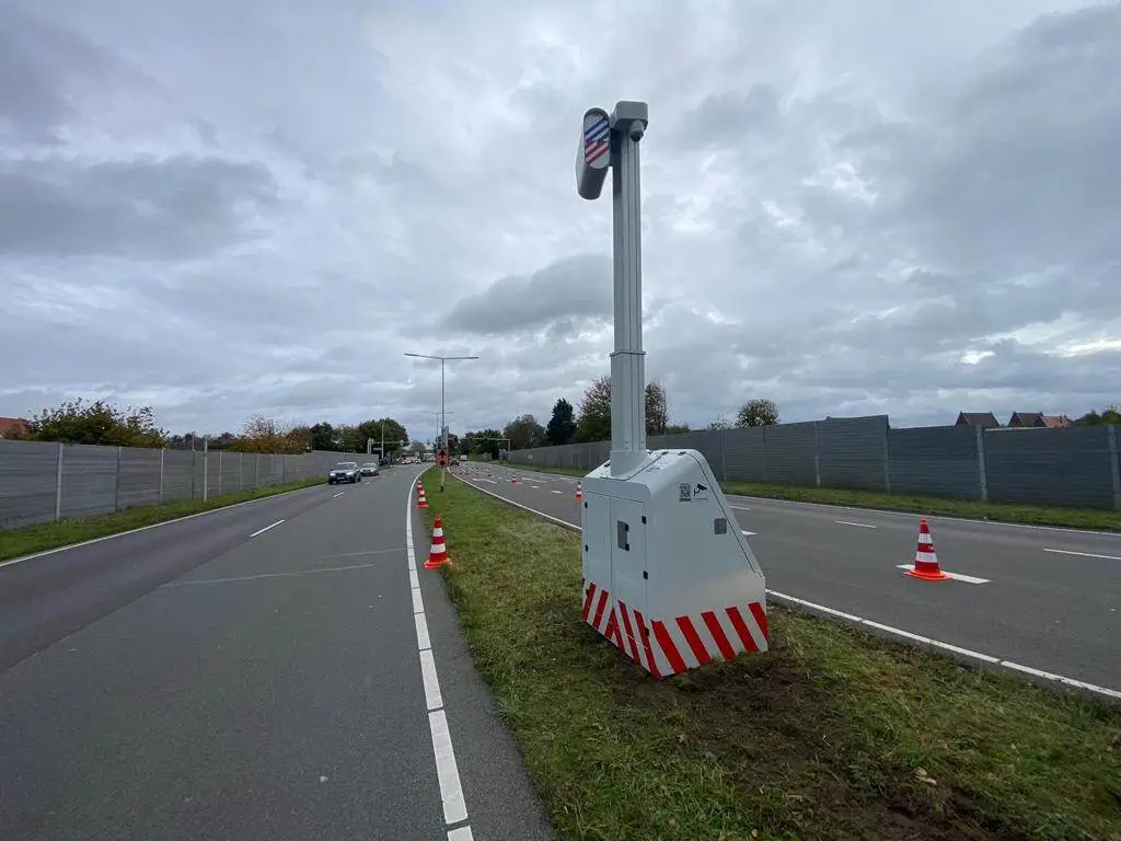 Straks ook mobiele flitspalen op 30km/u wegen in de gemeente Opmeer? Het kan nu wel volgens het OM.